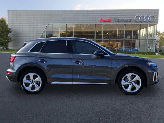 new 2025 Audi Q5 car, priced at $58,085