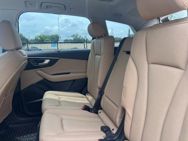 used 2023 Audi Q7 car, priced at $46,385