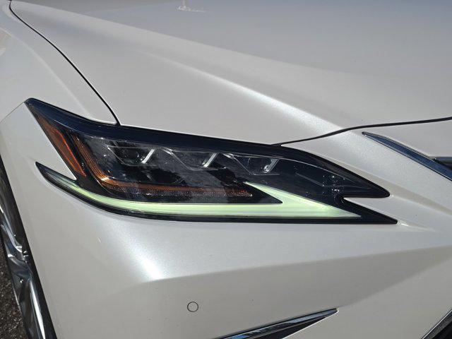 used 2021 Lexus ES 350 car, priced at $37,889