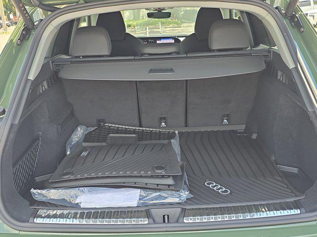 new 2025 Audi Q5 car, priced at $61,950