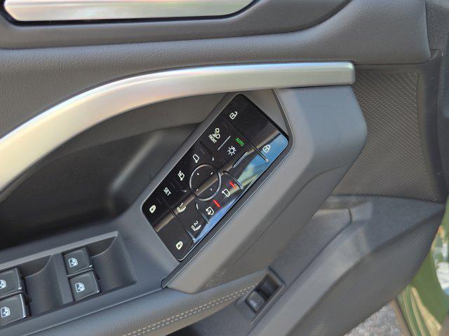 new 2025 Audi Q5 car, priced at $61,950