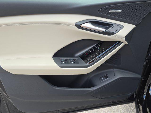 new 2025 Audi Q6 e-tron car, priced at $77,750