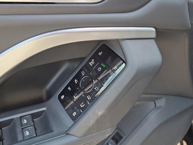 new 2025 Audi Q5 car, priced at $64,250