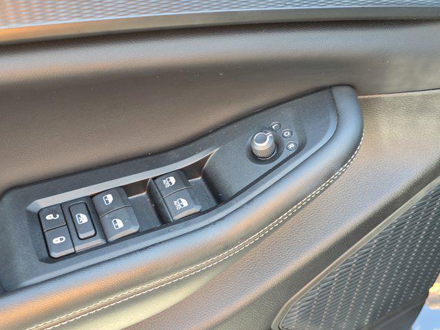 used 2024 Jeep Grand Cherokee car, priced at $33,799