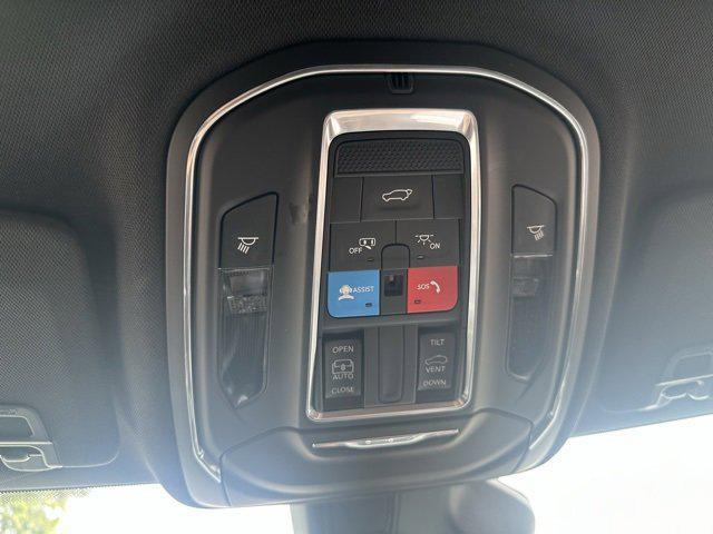 used 2024 Jeep Grand Cherokee car, priced at $33,899