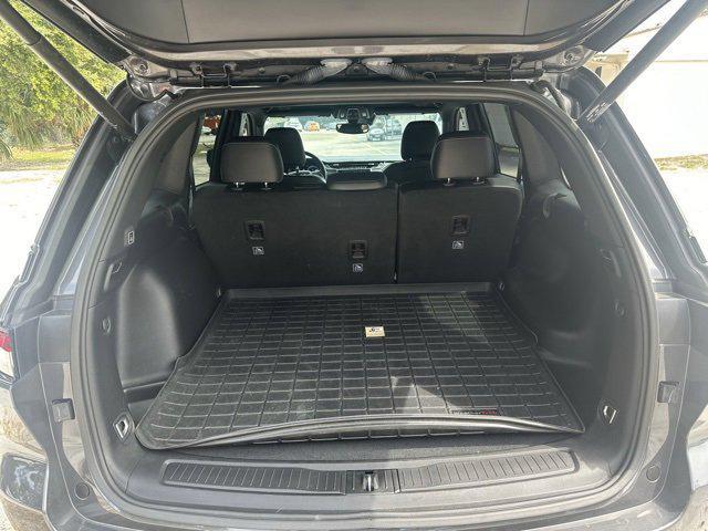 used 2024 Jeep Grand Cherokee car, priced at $33,899