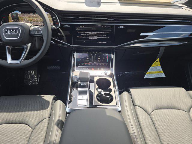 new 2025 Audi Q7 car, priced at $79,605