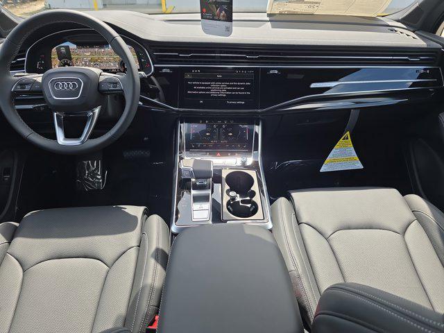 new 2025 Audi Q7 car, priced at $79,605
