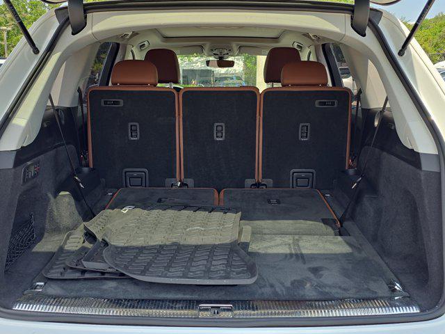 used 2022 Audi Q7 car, priced at $40,989