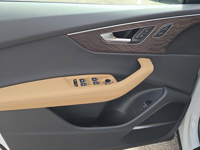 new 2025 Audi Q8 car, priced at $83,715
