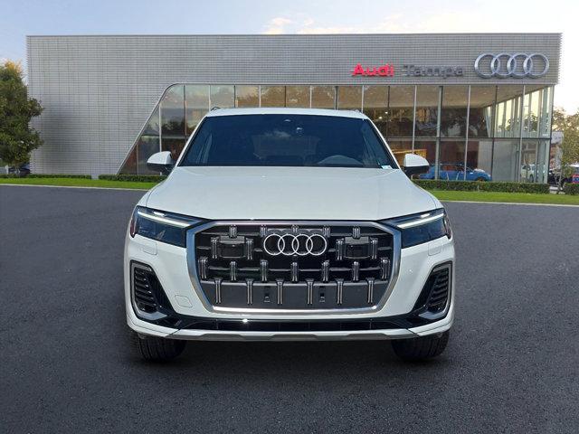 new 2025 Audi Q7 car, priced at $75,800