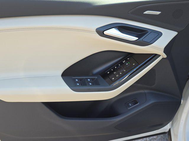 new 2025 Audi Q6 e-tron car, priced at $77,750