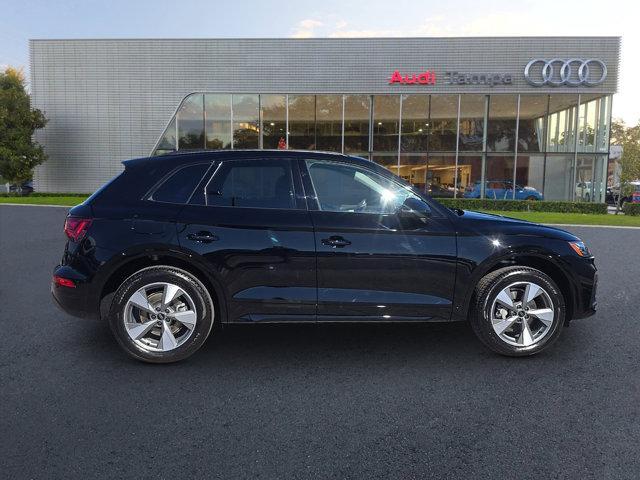 new 2025 Audi Q5 car, priced at $49,540