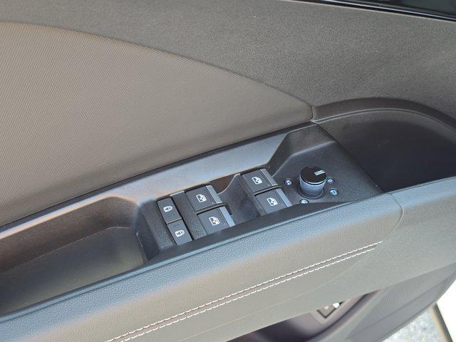 new 2025 Audi Q4 e-tron car, priced at $55,400
