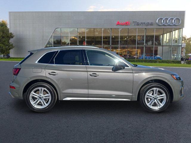 new 2025 Audi Q5 car, priced at $62,800