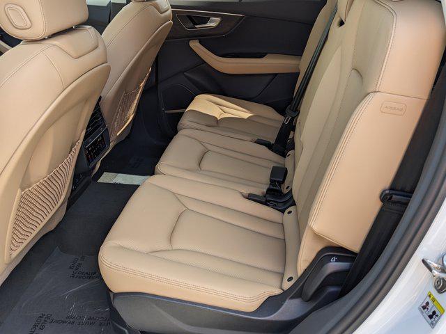 new 2025 Audi Q7 car, priced at $76,250