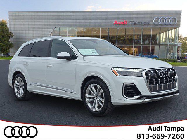 new 2025 Audi Q7 car, priced at $81,655