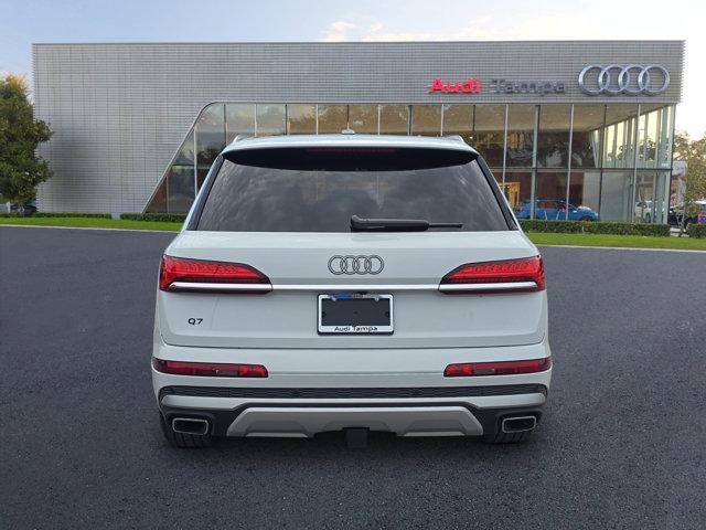 new 2025 Audi Q7 car, priced at $81,655