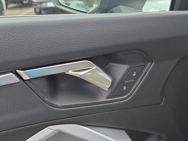 new 2025 Audi Q3 car, priced at $45,200