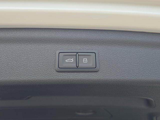 new 2025 Audi Q3 car, priced at $45,200