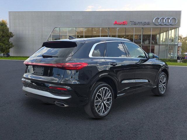 new 2025 Audi Q5 car, priced at $60,975