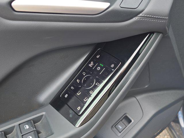 new 2025 Audi Q6 e-tron car, priced at $75,245
