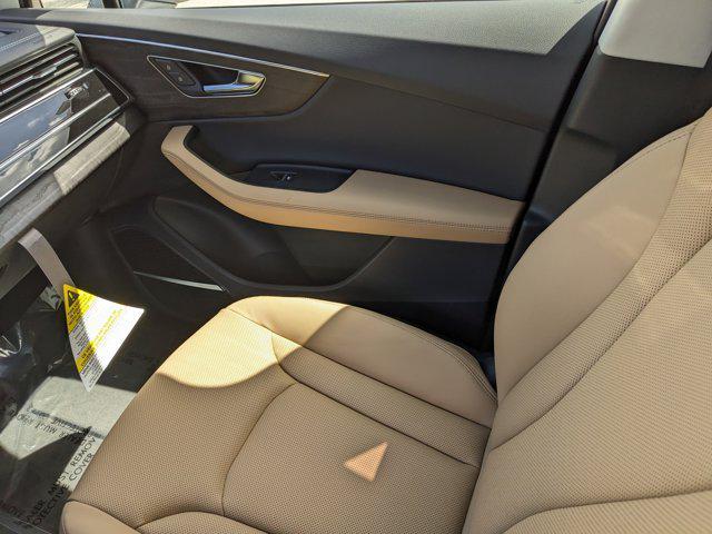 new 2025 Audi Q7 car, priced at $77,750