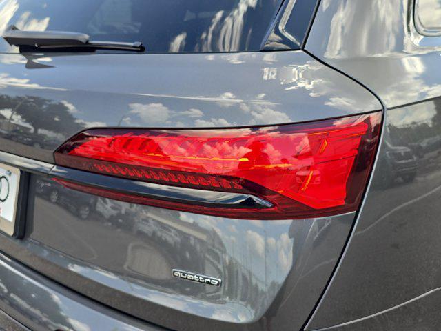 new 2025 Audi Q7 car, priced at $72,250