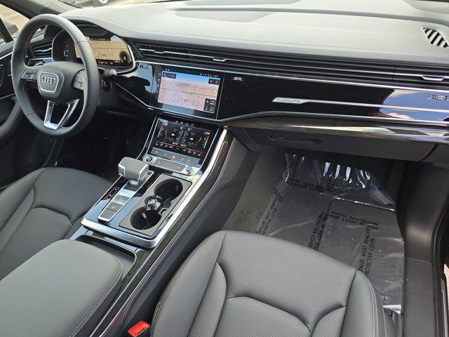 new 2025 Audi Q7 car, priced at $72,250