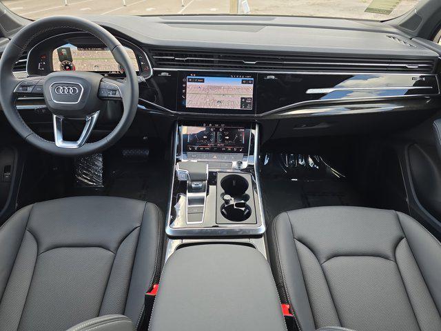 new 2025 Audi Q7 car, priced at $72,250
