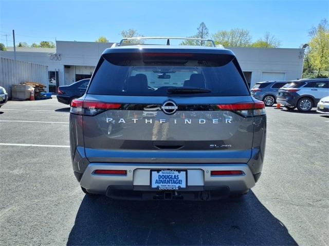used 2022 Nissan Pathfinder car, priced at $35,888