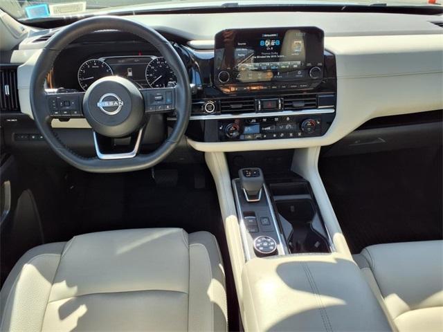 used 2022 Nissan Pathfinder car, priced at $35,888