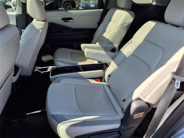 used 2022 Nissan Pathfinder car, priced at $35,888