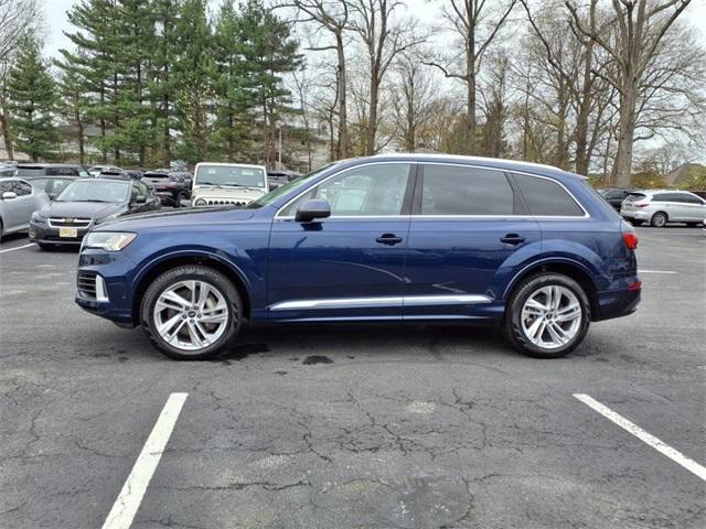 used 2024 Audi Q7 car, priced at $50,888