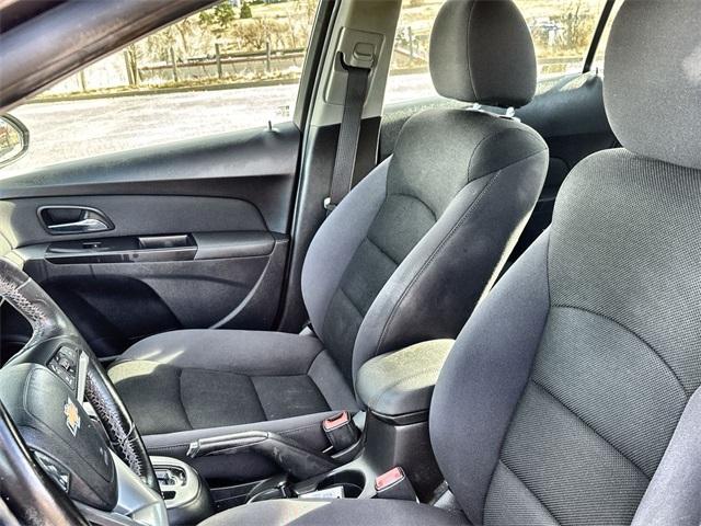 used 2014 Chevrolet Cruze car, priced at $9,099