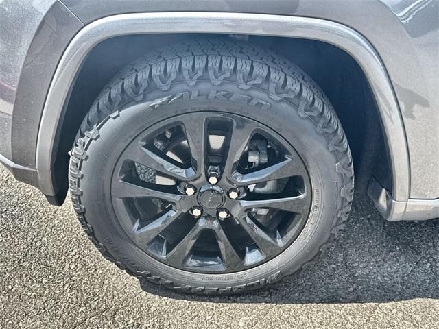 used 2018 Jeep Grand Cherokee car, priced at $16,999
