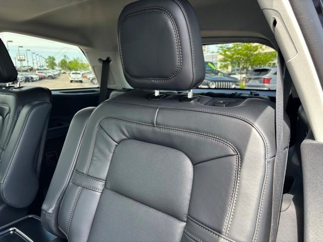 used 2025 Lincoln Aviator car, priced at $70,999
