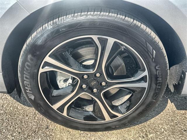used 2020 Ford Edge car, priced at $29,099