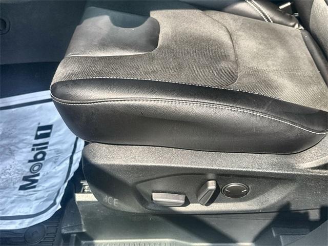 used 2020 Ford Edge car, priced at $29,099