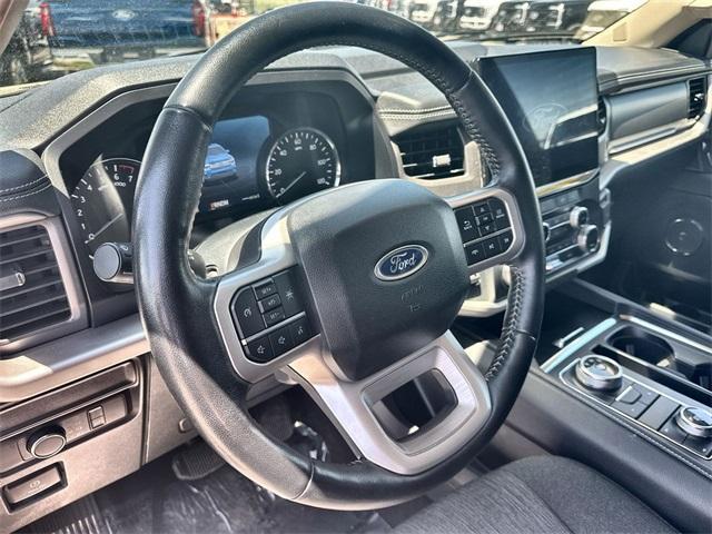 used 2022 Ford Expedition car, priced at $38,598