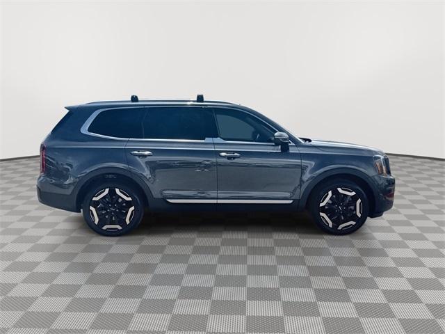 used 2024 Kia Telluride car, priced at $37,199