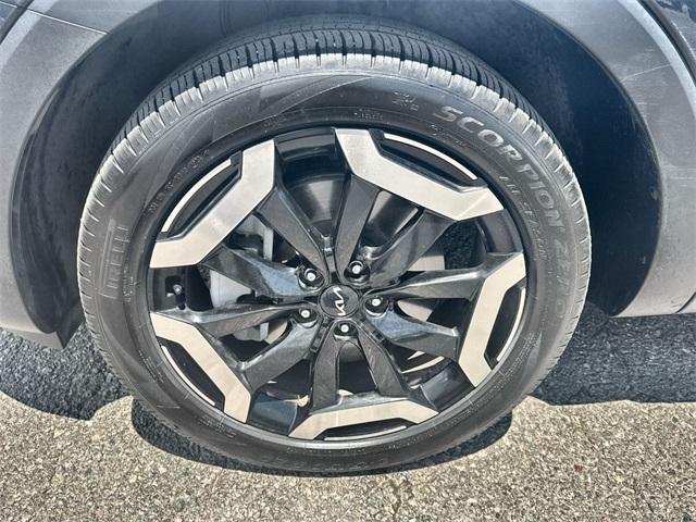 used 2024 Kia Telluride car, priced at $37,199