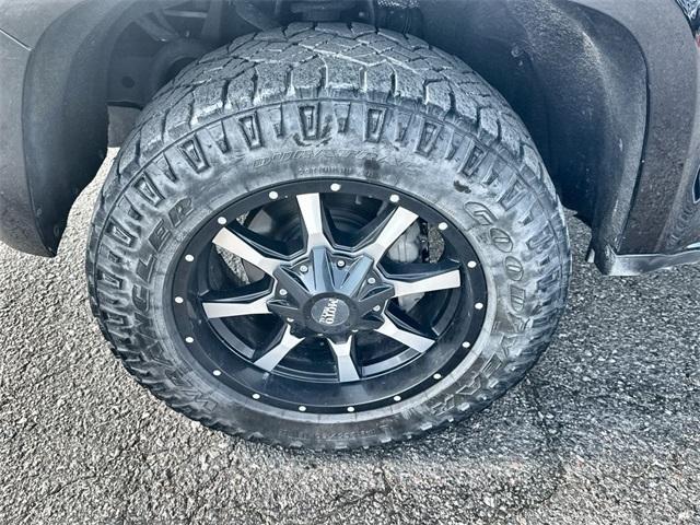 used 2015 GMC Canyon car, priced at $15,597