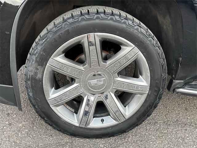 used 2019 Cadillac Escalade car, priced at $37,998