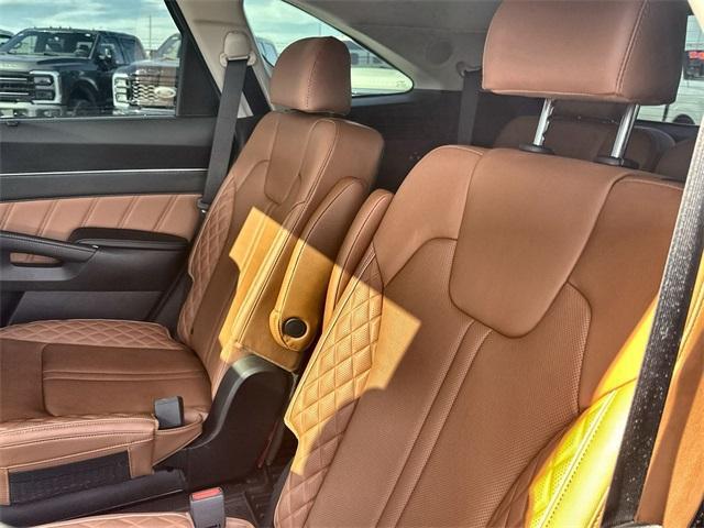 used 2023 Kia Sorento car, priced at $35,099