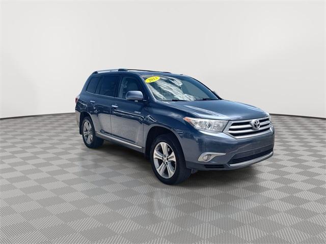 used 2013 Toyota Highlander car, priced at $19,399