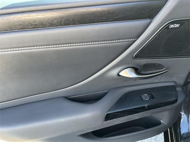 used 2023 Lexus ES 300h car, priced at $38,399