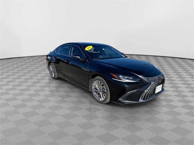 used 2023 Lexus ES 300h car, priced at $38,399