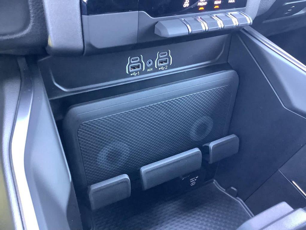 new 2025 Ram 1500 car, priced at $41,750