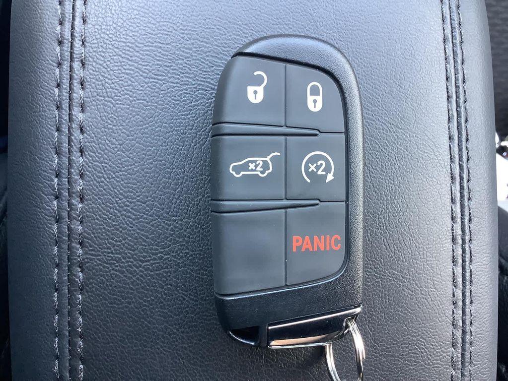 new 2026 Jeep Compass car, priced at $31,254